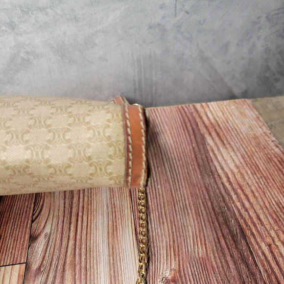 Celine Macadam large Pouch crossbody bag - Picture 5 of 16